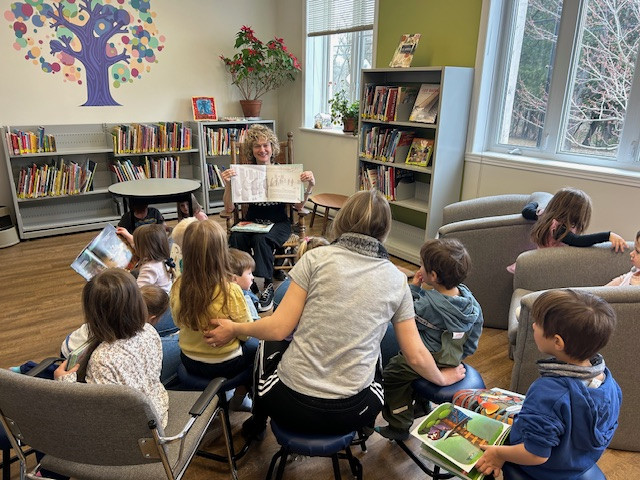 Bilingual Reading -- Lecture Bilingue -- à Morin Heights